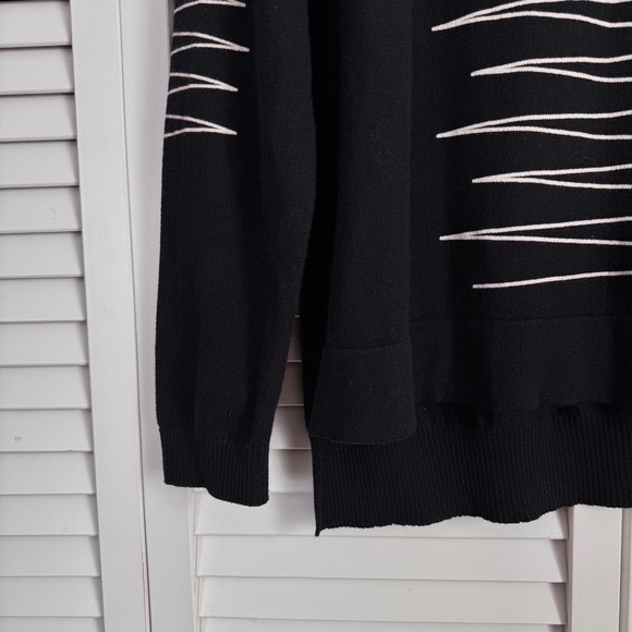 Planet By Lauren G Zig Zag Line Boxy Black Sweater Pima Cotton Modal One Size - Picture 5 of 8